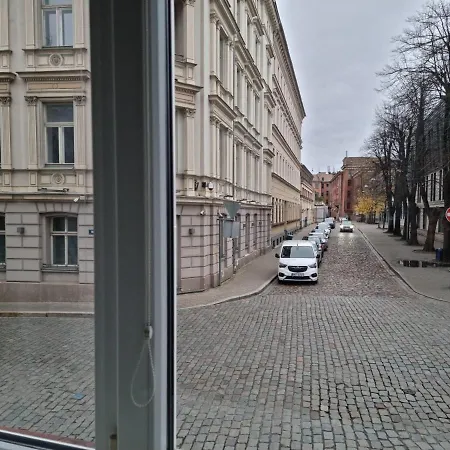 3 Bedrooms Next To Dom Square