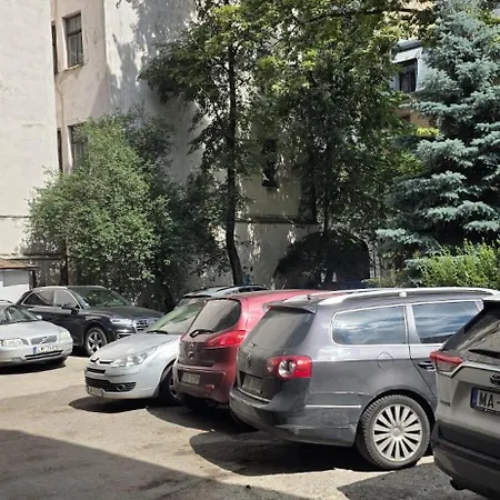 Appartement 3 Bedrooms Next To Dom Square