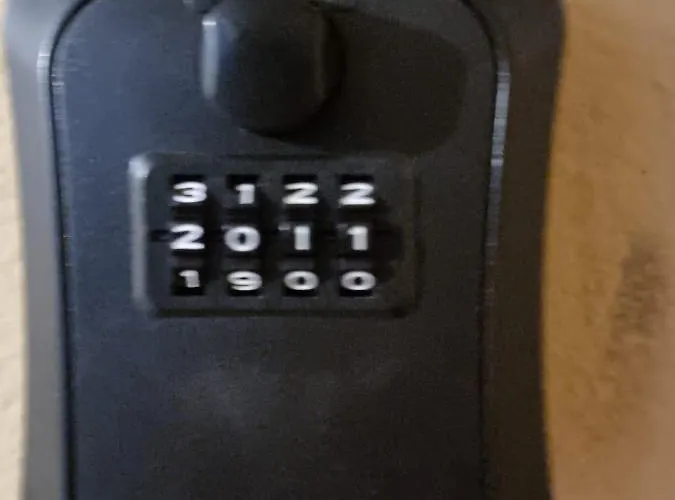 Apartment 3 Bedrooms Next To Dom Square *